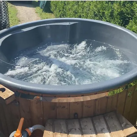 Chatyliptov-Drevenice S 3 Spalnami Jasna Liptovska Mara Aqvapark בית נופש *