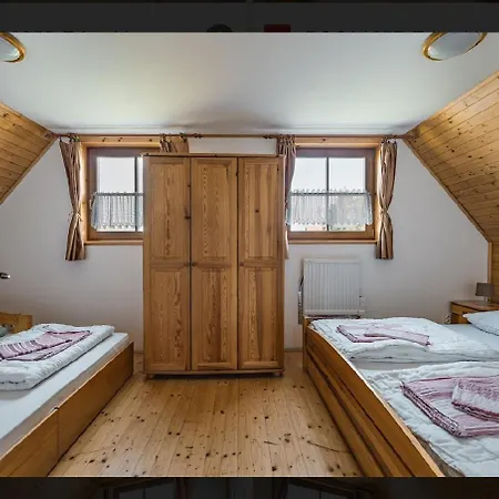 Chatyliptov-drevenice S 3 Spalnami Jasna Liptovska Mara Aqvapark בית נופש Liptovský Mikuláš