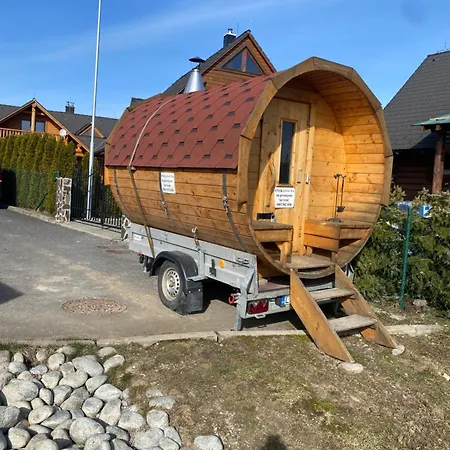 Chatyliptov-drevenice Liptovsky Trnovec Aqvaparktatralandia-jasná Chopok Сasa de vacaciones *