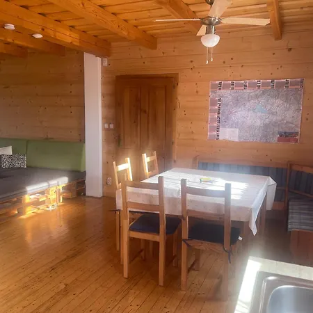 Chatyliptov-drevenice S 3 Spalnami Jasna Liptovska Mara Aqvapark * Liptovsky Mikulas