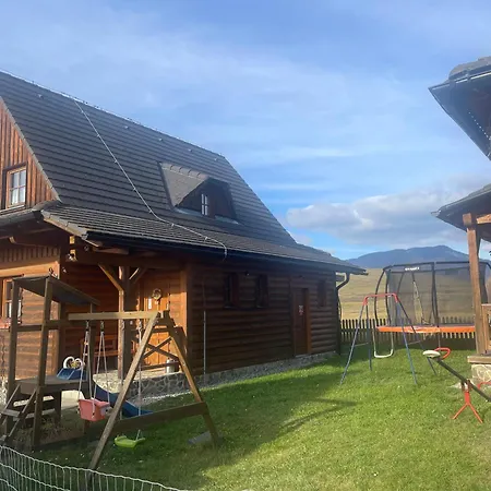 Chatyliptov-drevenice S 3 Spalnami Jasna Liptovska Mara Aqvapark Dovolenkový dom Liptovsky Mikulas